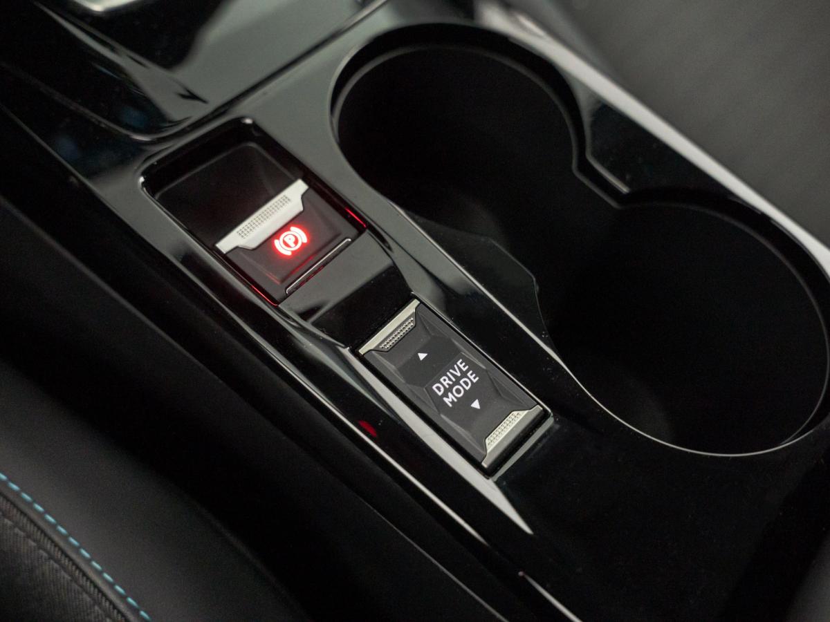 peugeot-2008-2021-eletrico-500cc