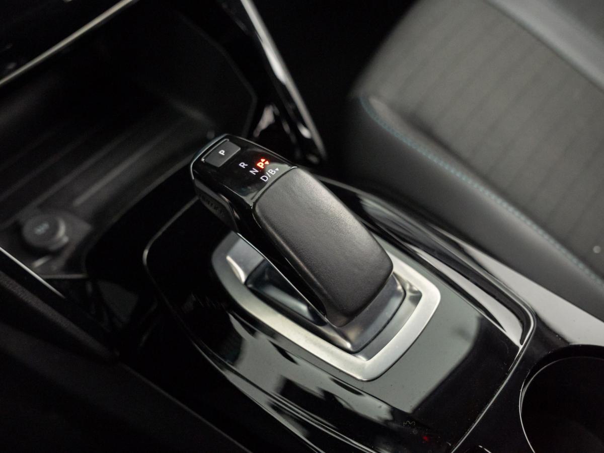 peugeot-2008-2021-eletrico-500cc