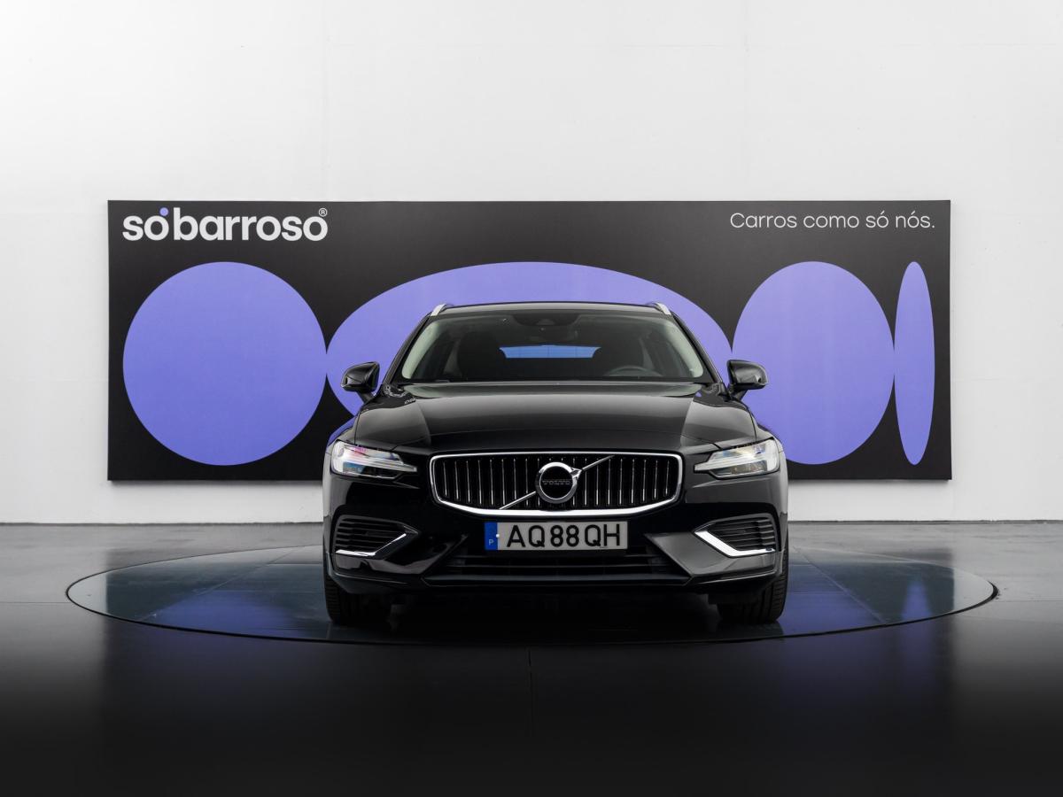 volvo-v60-2022-hibrido-a-gasolina-1969cc
