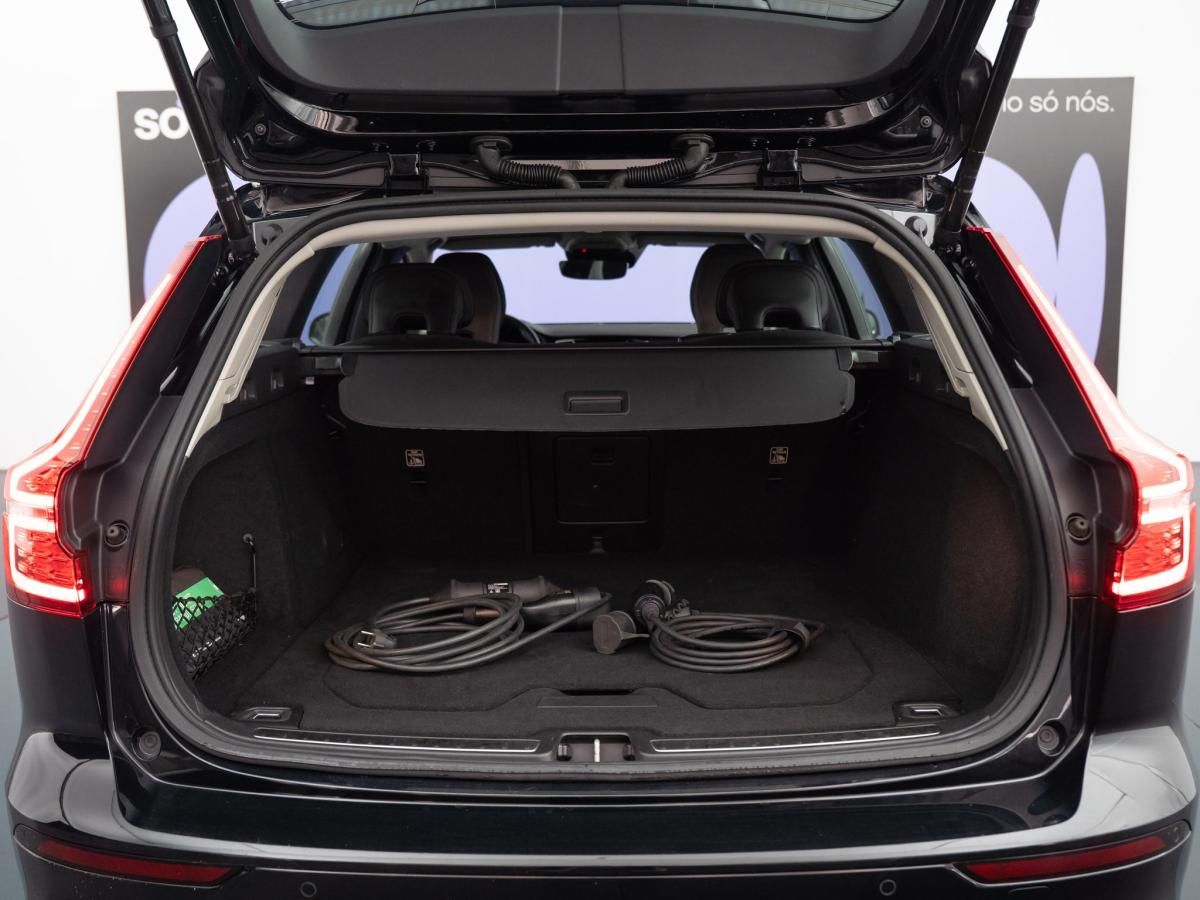 volvo-v60-2022-hibrido-a-gasolina-1969cc