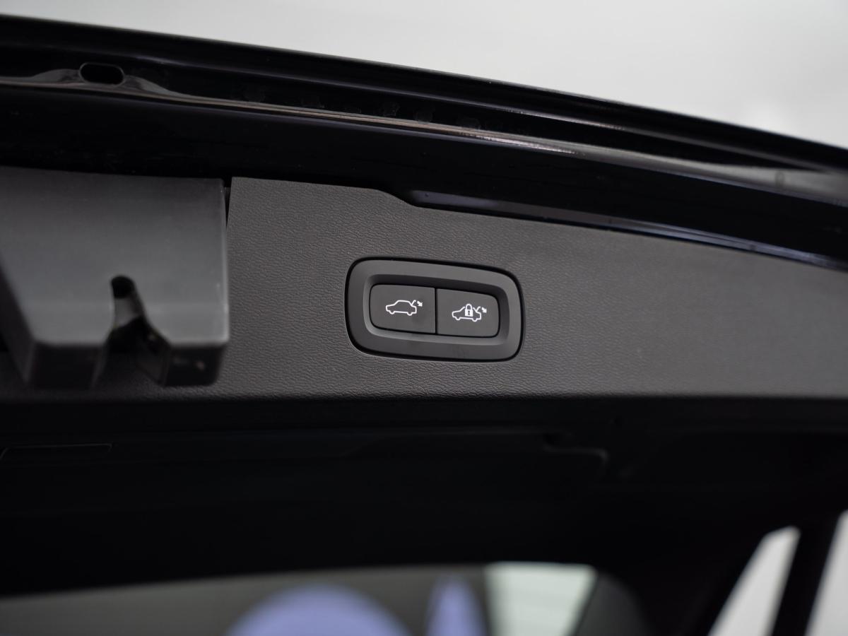 volvo-v60-2022-hibrido-a-gasolina-1969cc