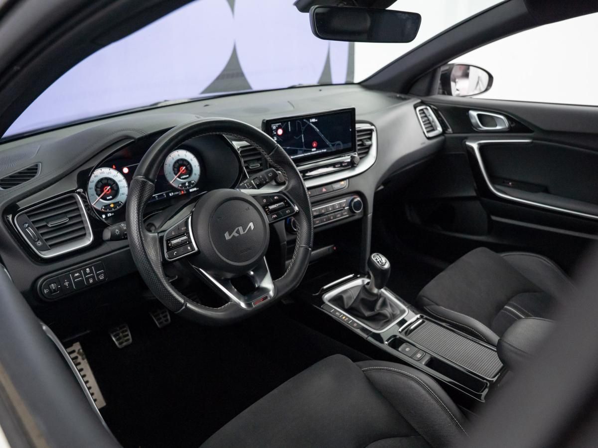 kia-proceed-2022-gasolina-998cc