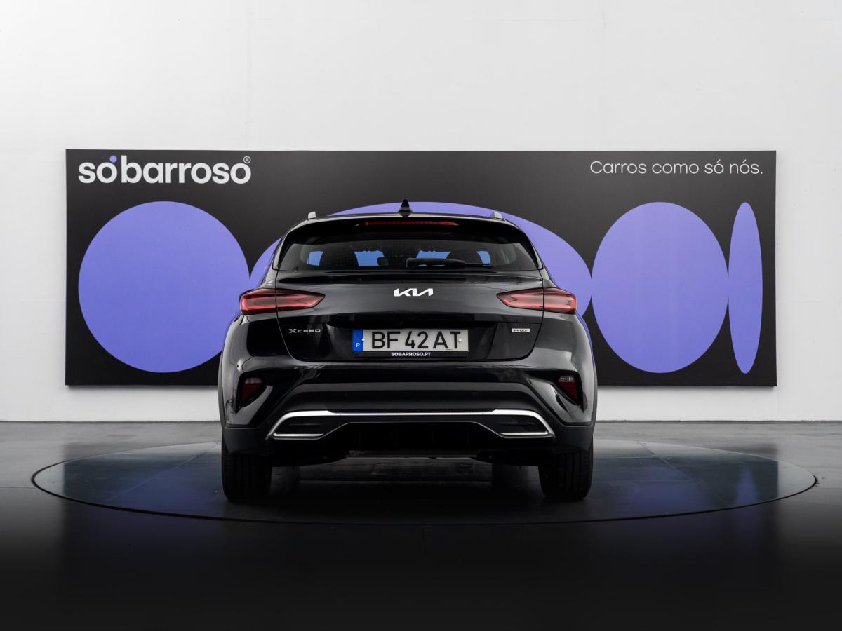 kia-xceed-2023-hibrido-a-gasolina-1580cc