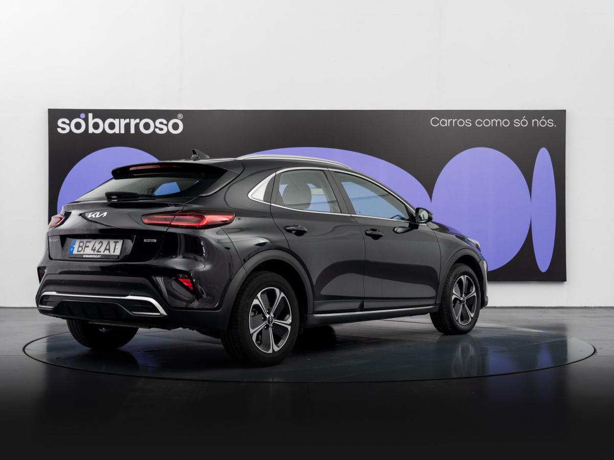 kia-xceed-2023-hibrido-a-gasolina-1580cc