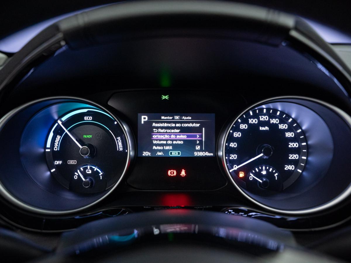 kia-xceed-2023-hibrido-a-gasolina-1580cc
