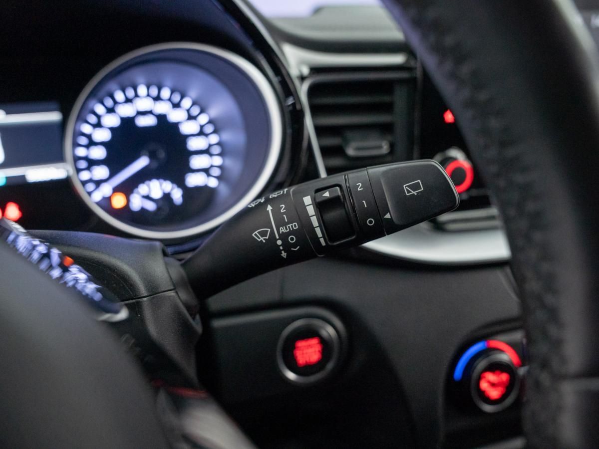 kia-xceed-2023-hibrido-a-gasolina-1580cc
