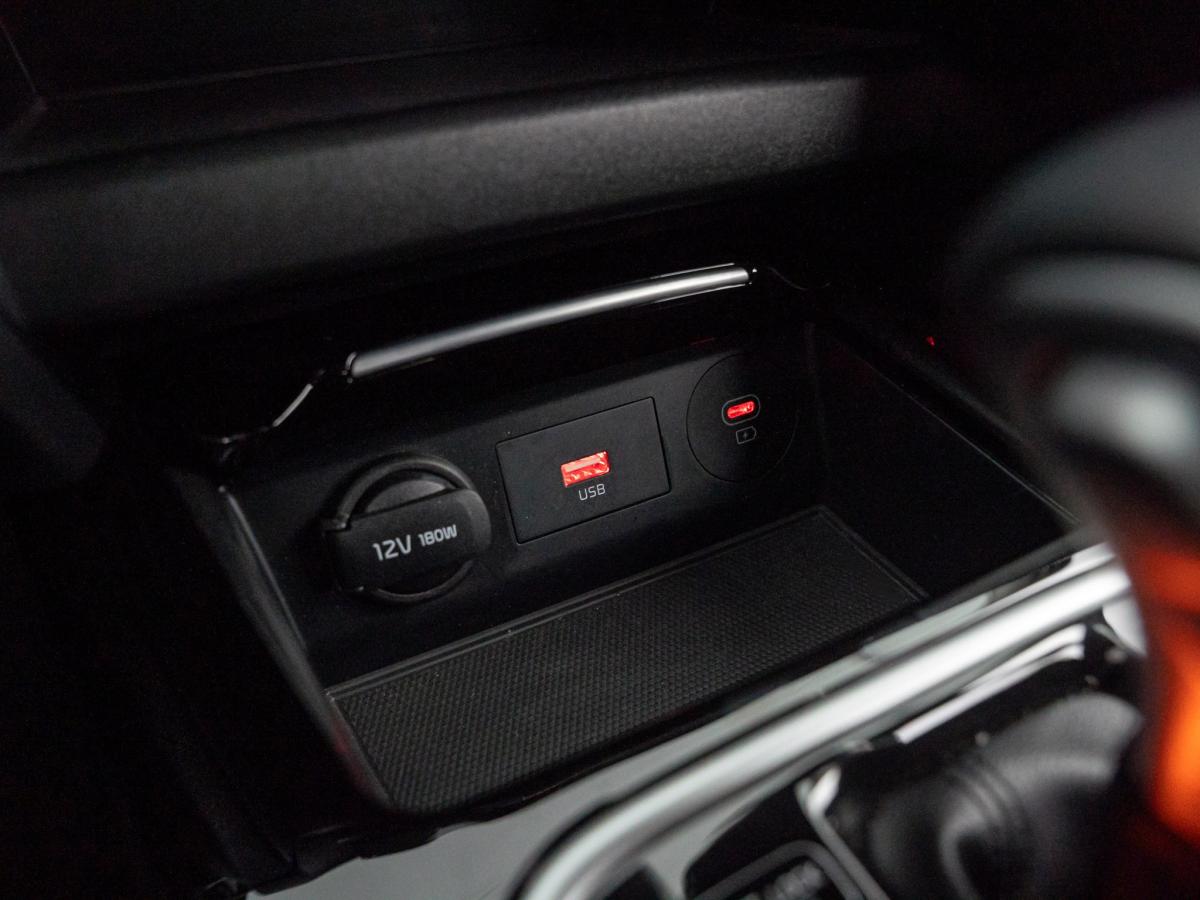 kia-xceed-2023-hibrido-a-gasolina-1580cc