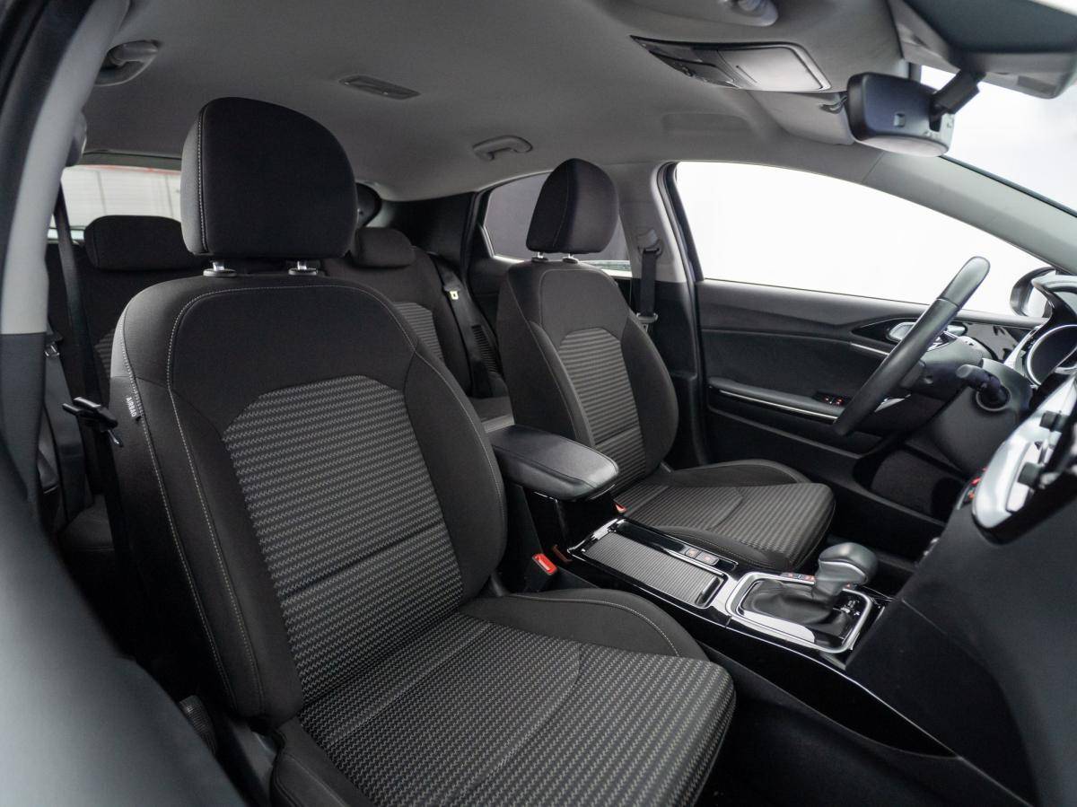 kia-xceed-2023-hibrido-a-gasolina-1580cc