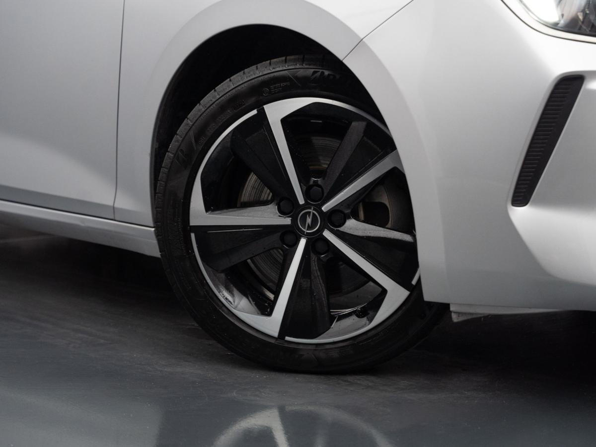 opel-astra-2023-hibrido-a-gasolina-1598cc