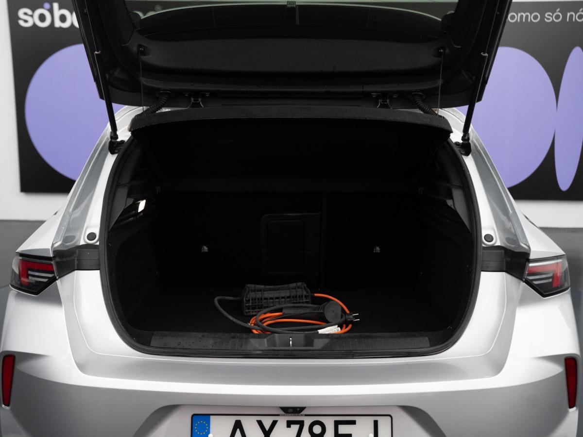 opel-astra-2023-hibrido-a-gasolina-1598cc