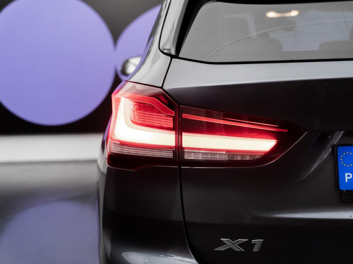 bmw-x1-2021-hibrido-a-gasolina-1499cc