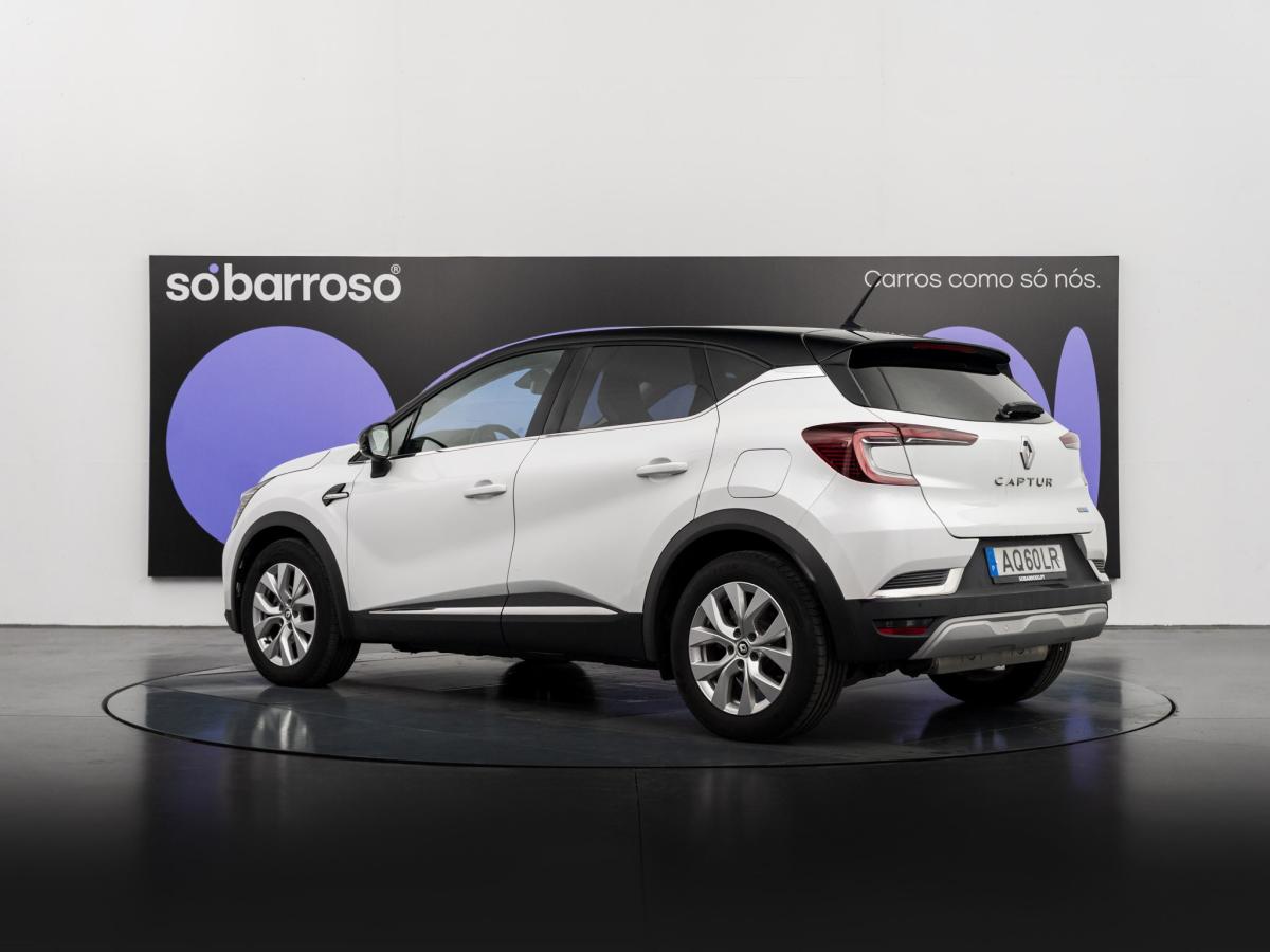 renault-captur-2022-hibrido-a-gasolina-1598cc