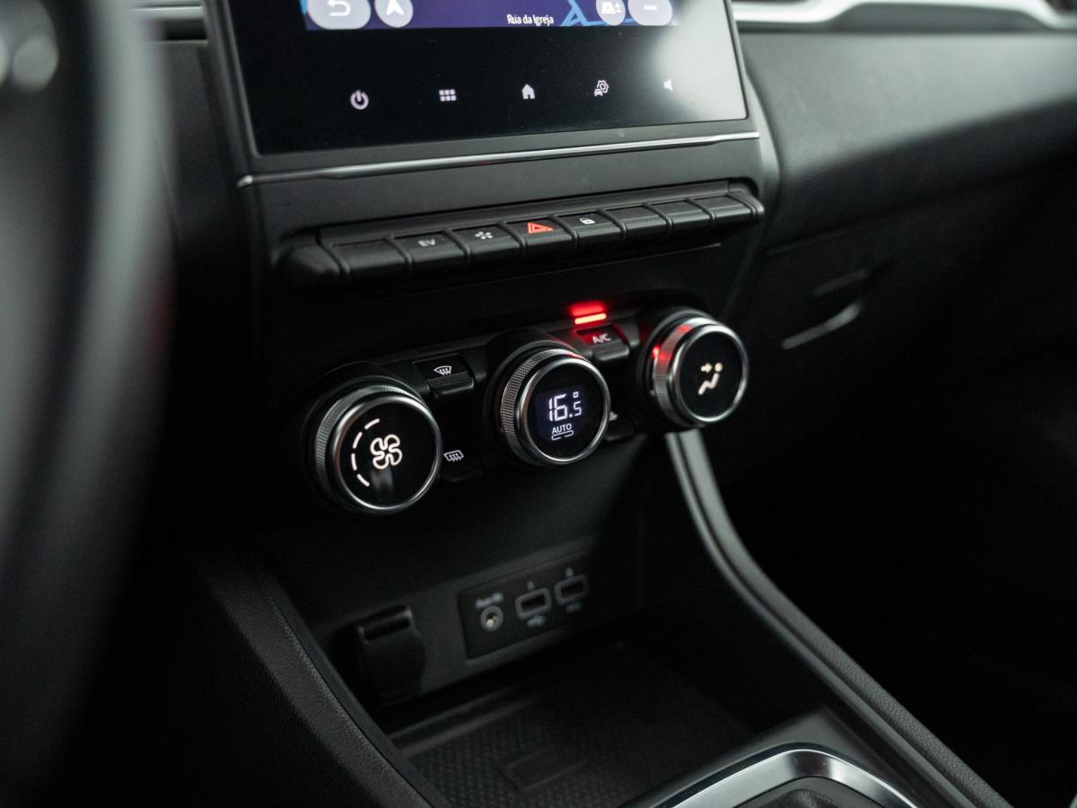renault-captur-2022-hibrido-a-gasolina-1598cc