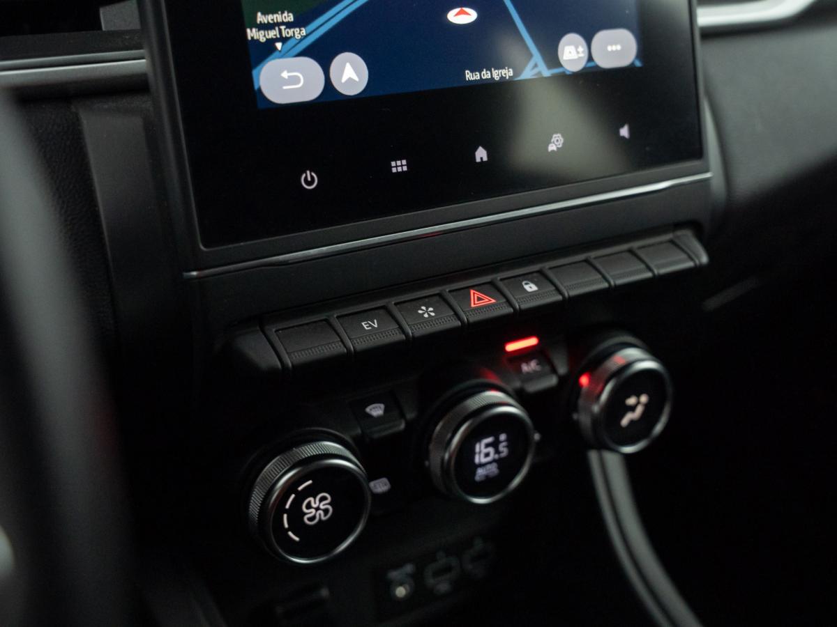 renault-captur-2022-hibrido-a-gasolina-1598cc