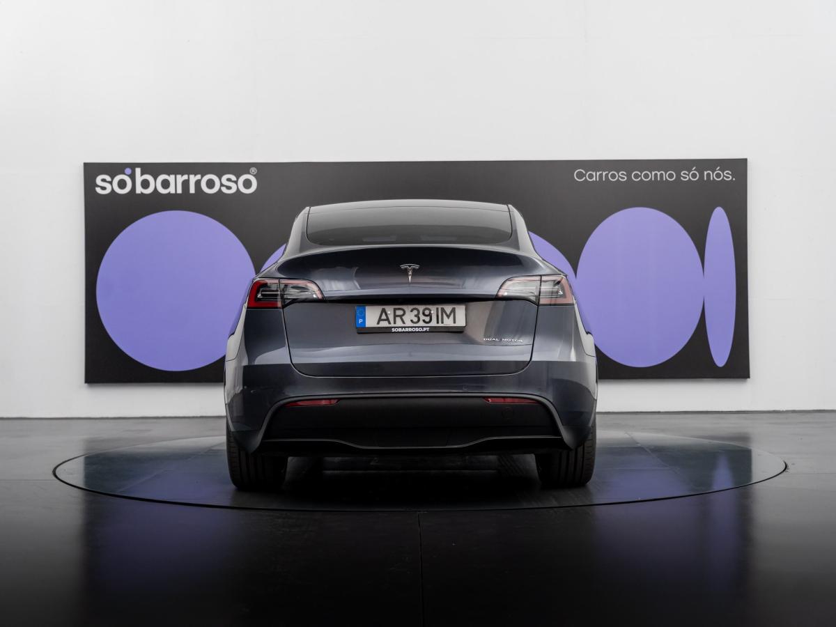 tesla-model-y-2022-eletrico-500cc