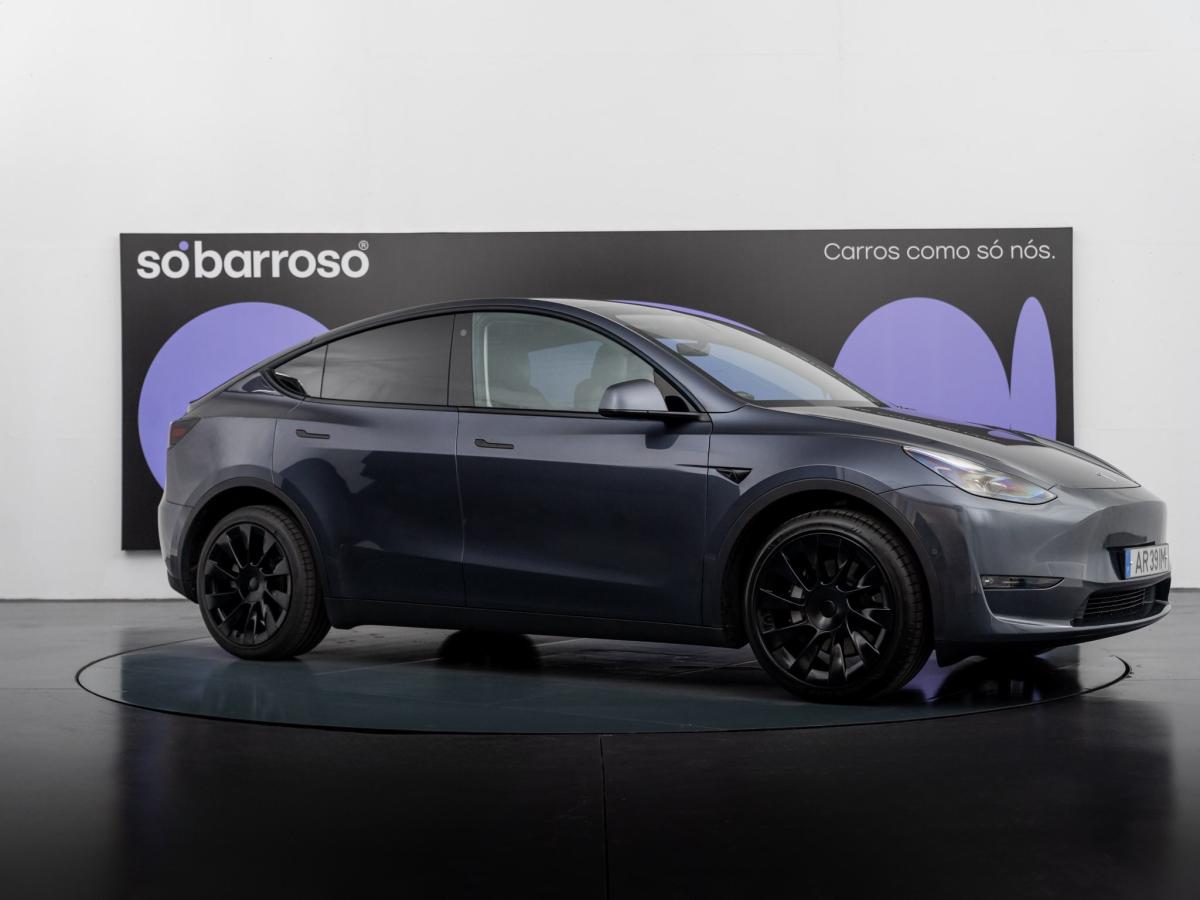 tesla-model-y-2022-eletrico-500cc