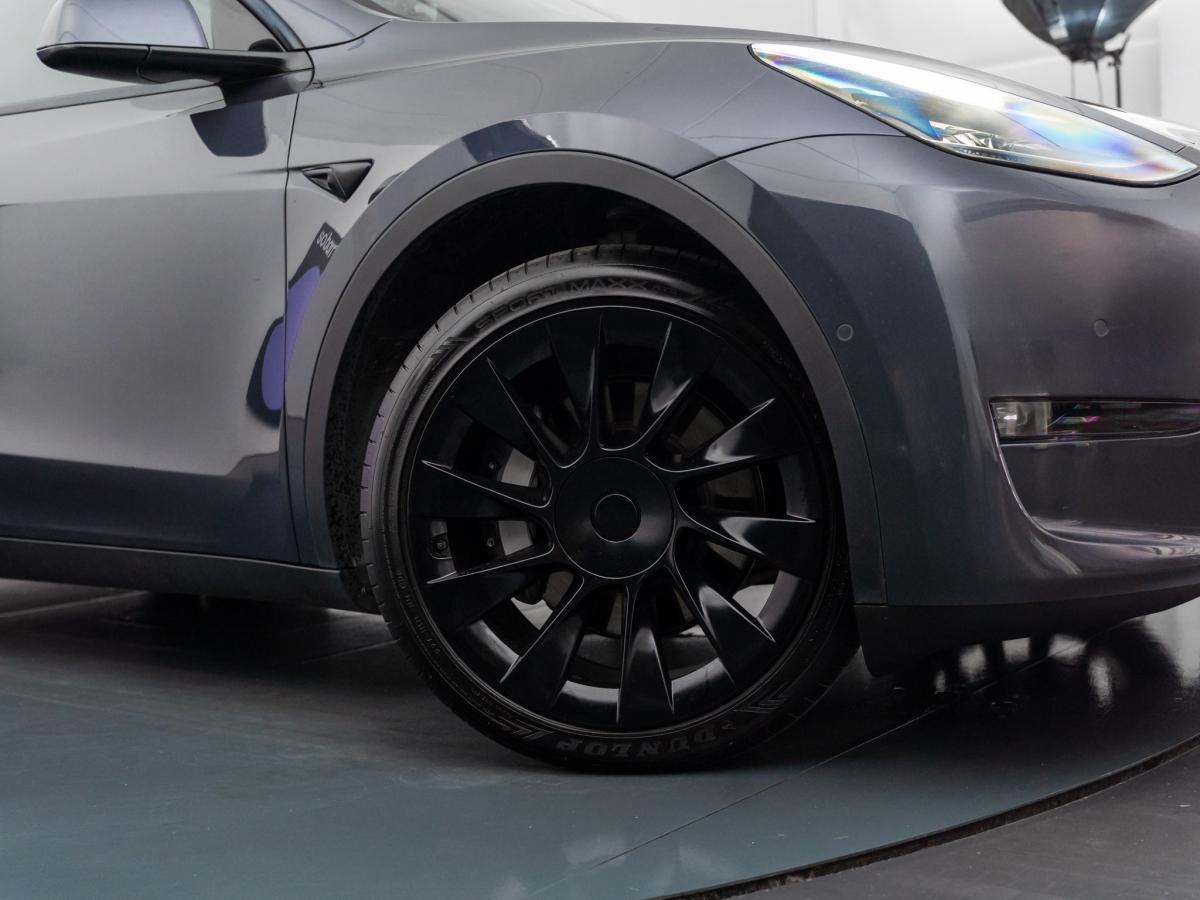 tesla-model-y-2022-eletrico-500cc