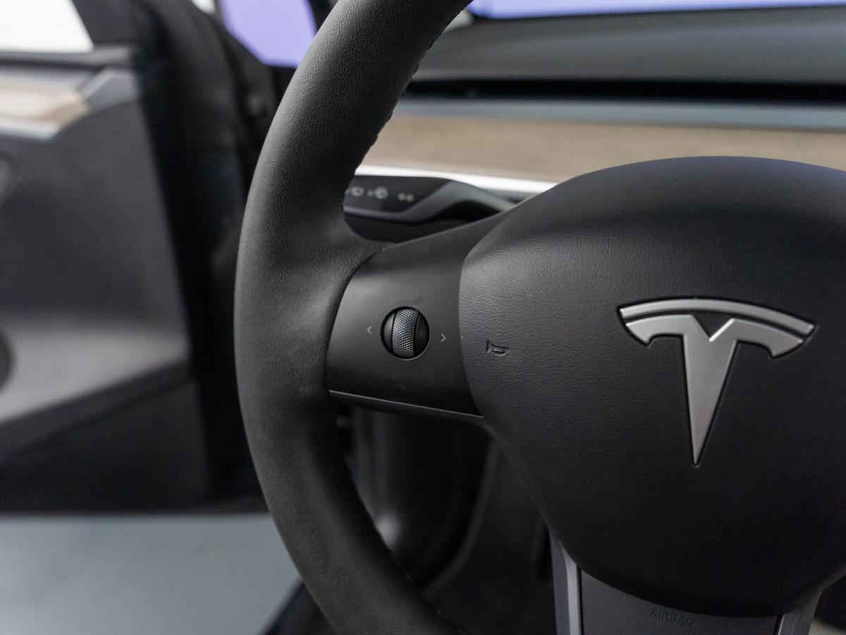 tesla-model-y-2022-eletrico-500cc
