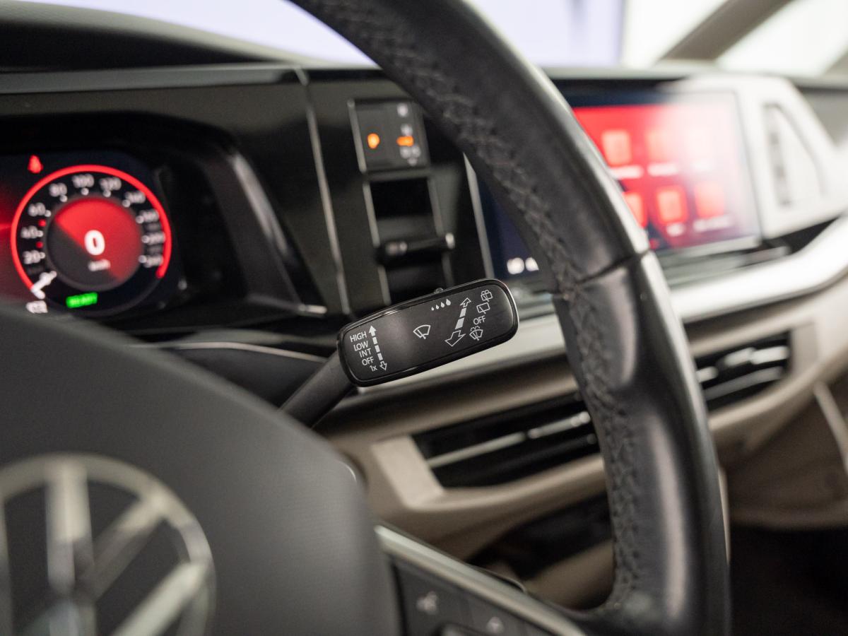 volkswagen-multivan-2022-hibrido-a-gasolina-1395cc