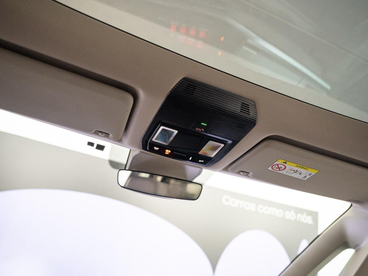 volkswagen-multivan-2022-hibrido-a-gasolina-1395cc