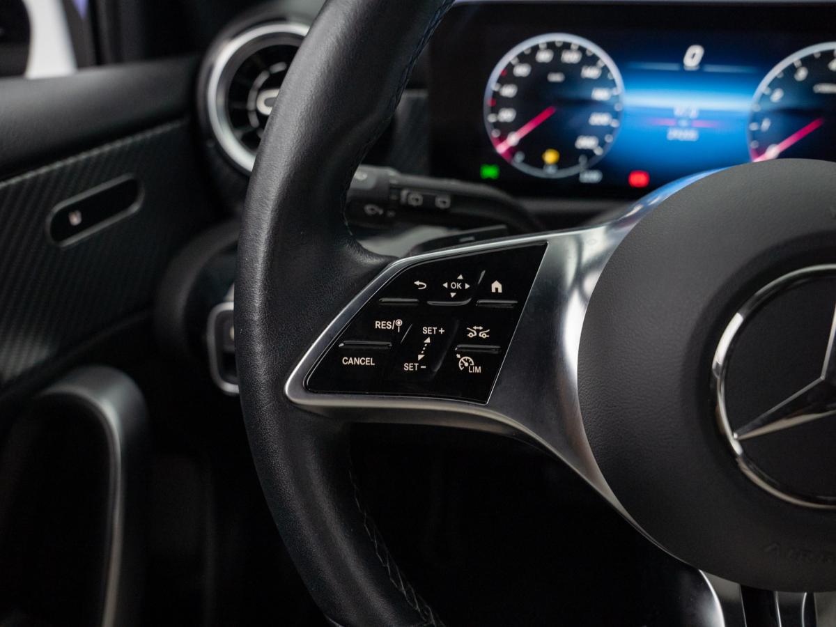 mercedes-benz-classe-a-2024-gasolina-1332cc