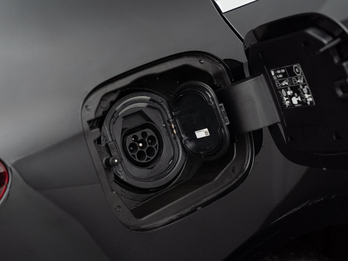 mercedes-benz-classe-a-2025-hibrido-a-gasolina-1332cc