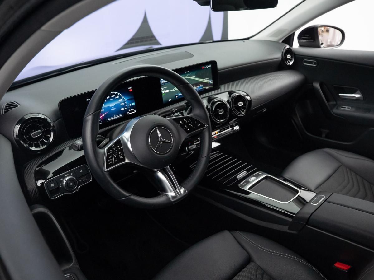 mercedes-benz-classe-a-2025-hibrido-a-gasolina-1332cc