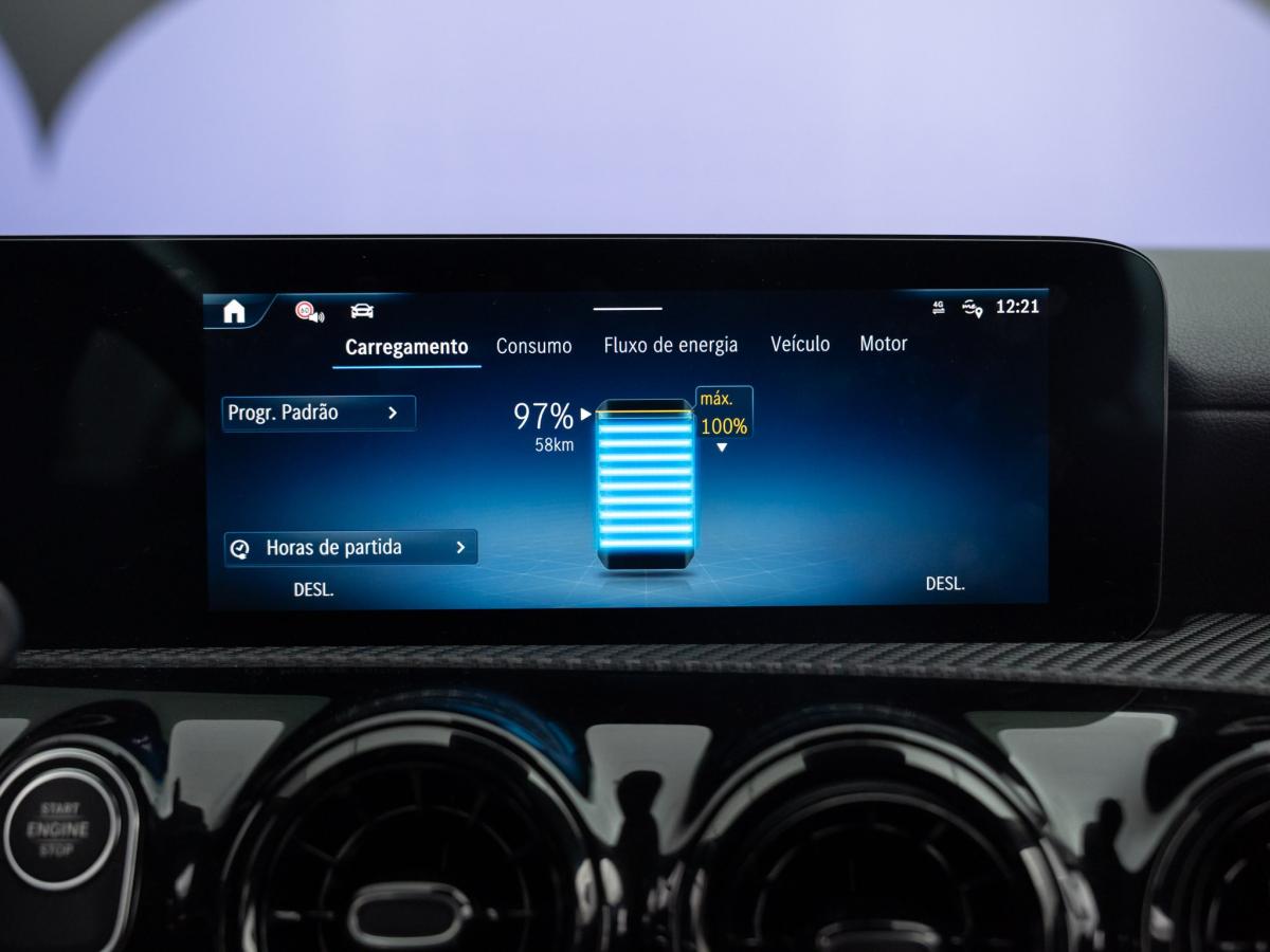 mercedes-benz-classe-a-2025-hibrido-a-gasolina-1332cc