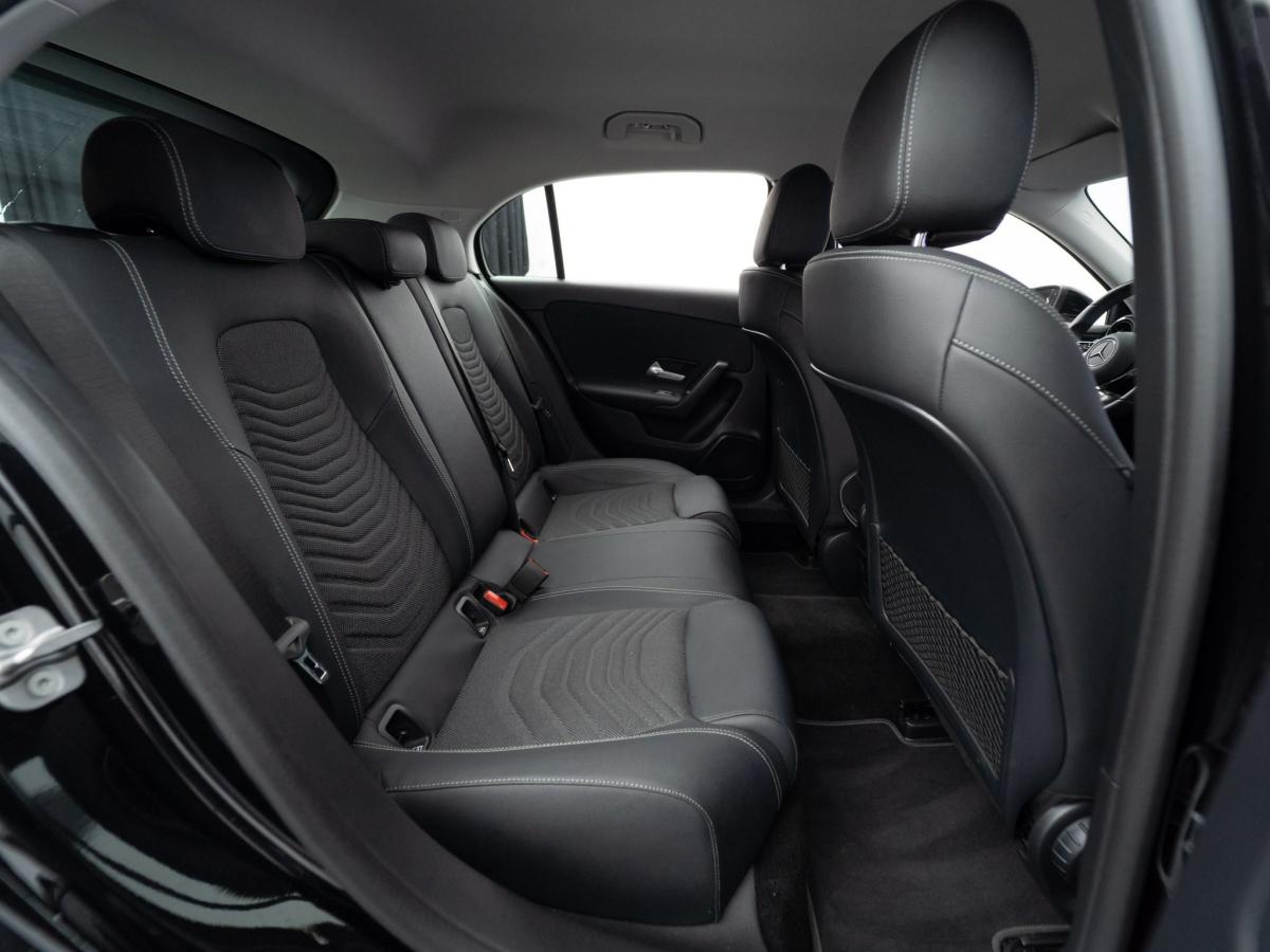 mercedes-benz-classe-a-2025-hibrido-a-gasolina-1332cc