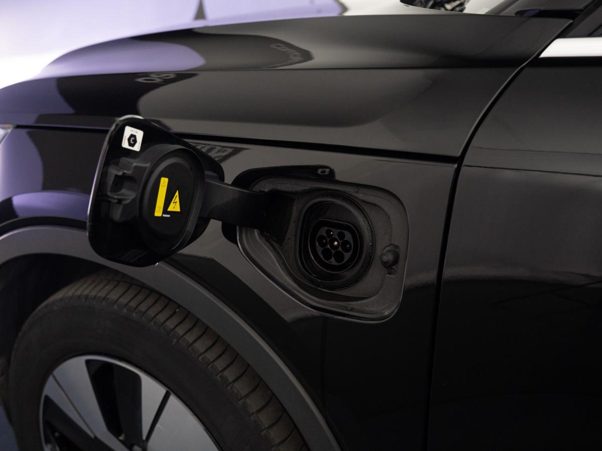 volvo-xc40-2022-hibrido-a-gasolina-1477cc