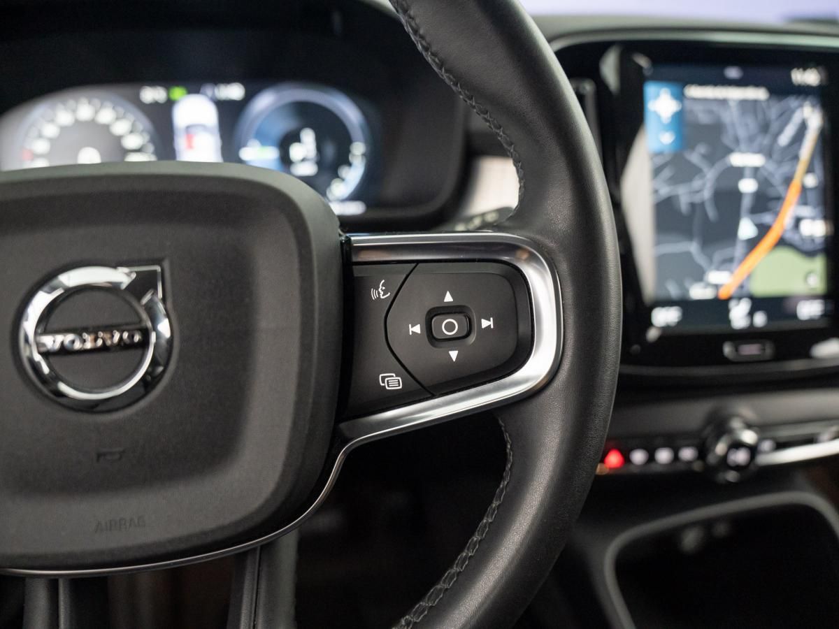 volvo-xc40-2022-hibrido-a-gasolina-1477cc