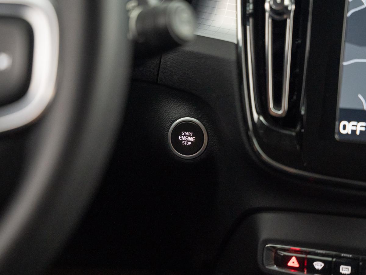 volvo-xc40-2022-hibrido-a-gasolina-1477cc
