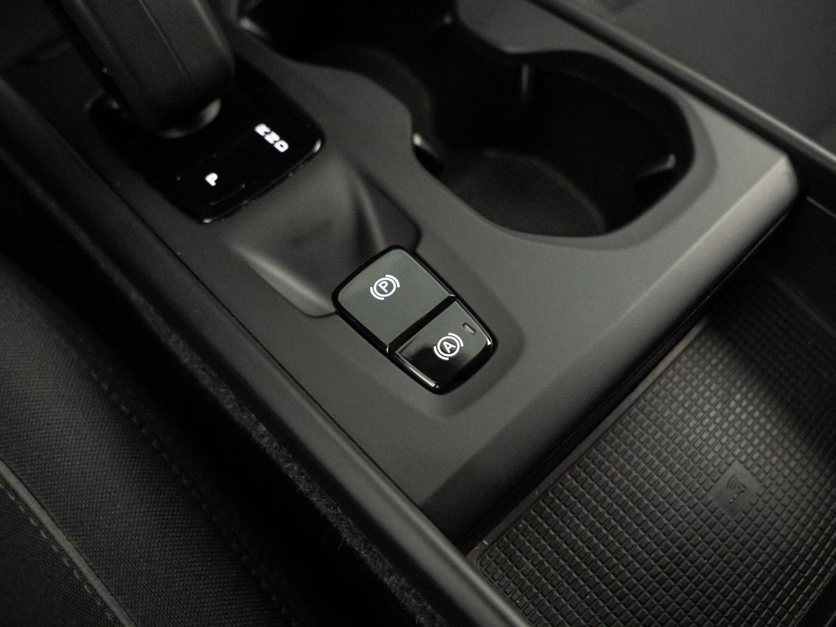 volvo-xc40-2022-hibrido-a-gasolina-1477cc