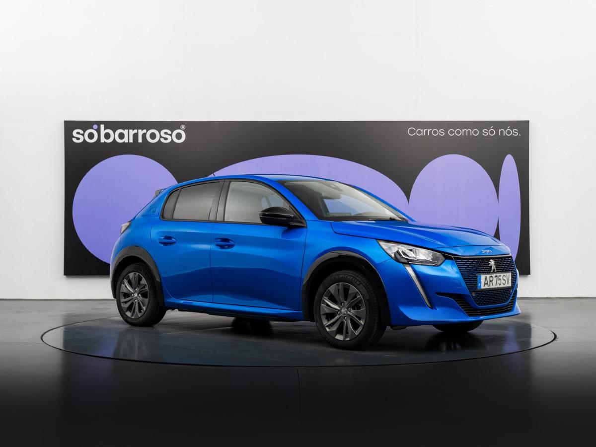 peugeot-208-2023-eletrico-500cc