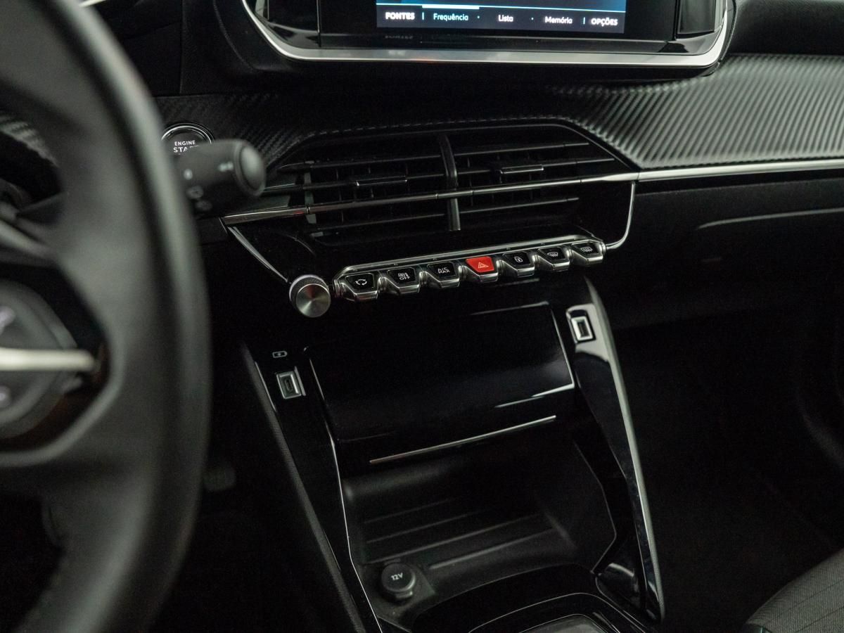 peugeot-208-2023-eletrico-500cc