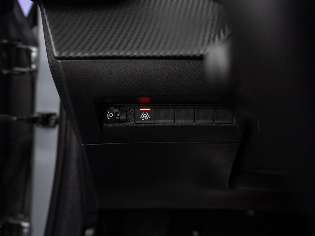 peugeot-208-2022-eletrico-500cc