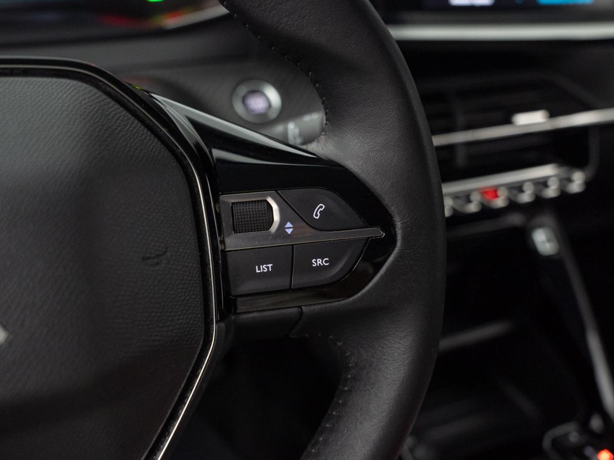 peugeot-208-2022-eletrico-500cc