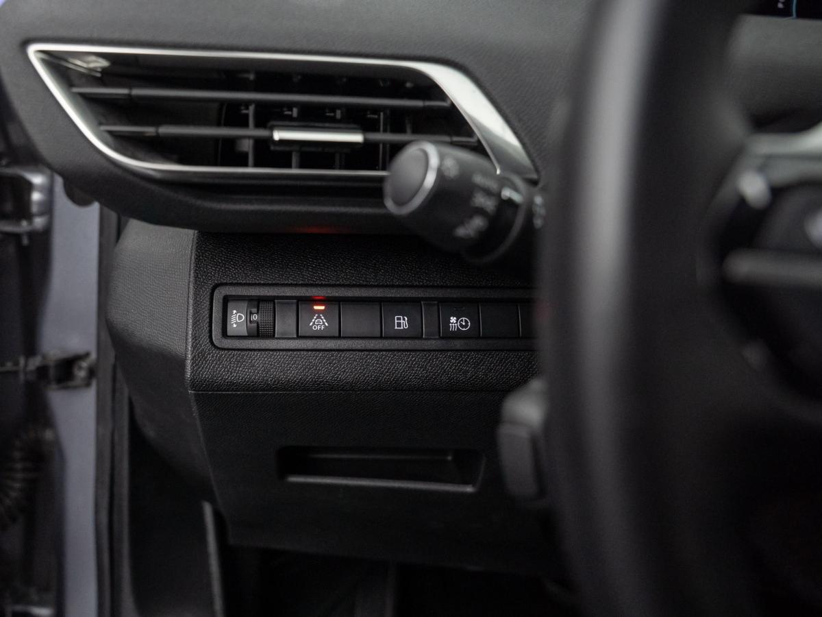 peugeot-3008-2021-hibrido-a-gasolina-1598cc