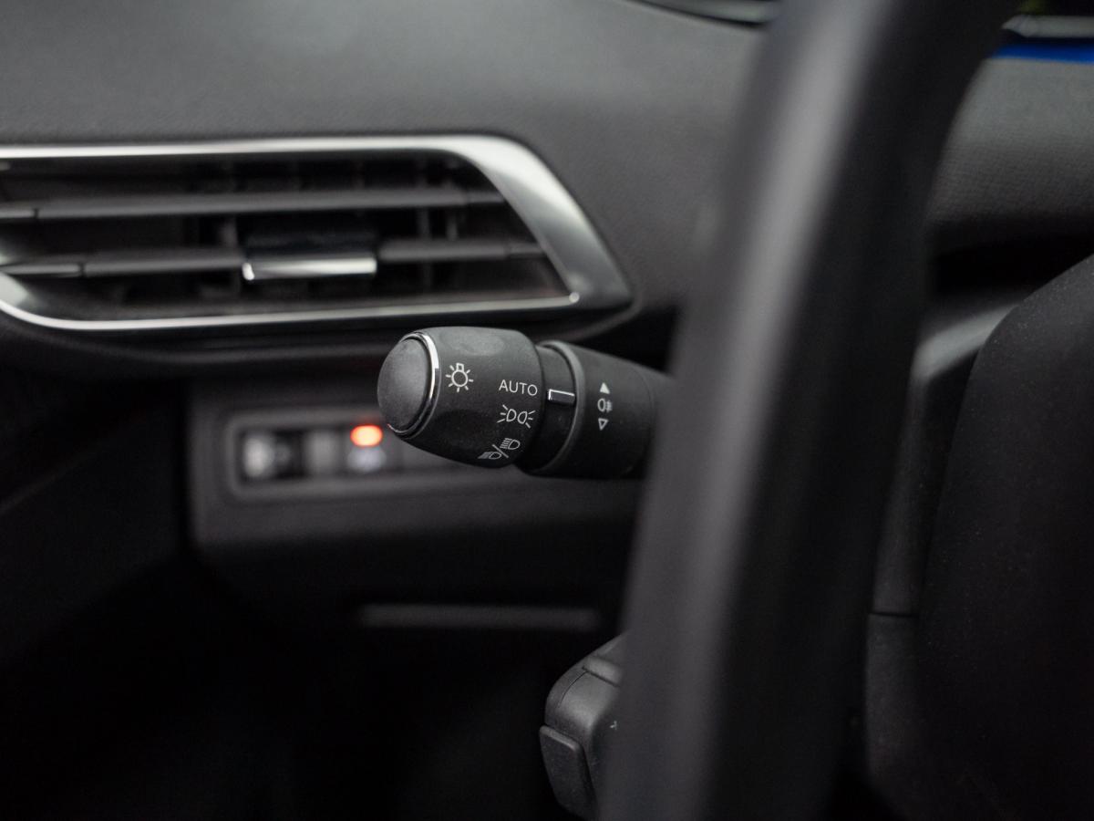 peugeot-3008-2021-hibrido-a-gasolina-1598cc