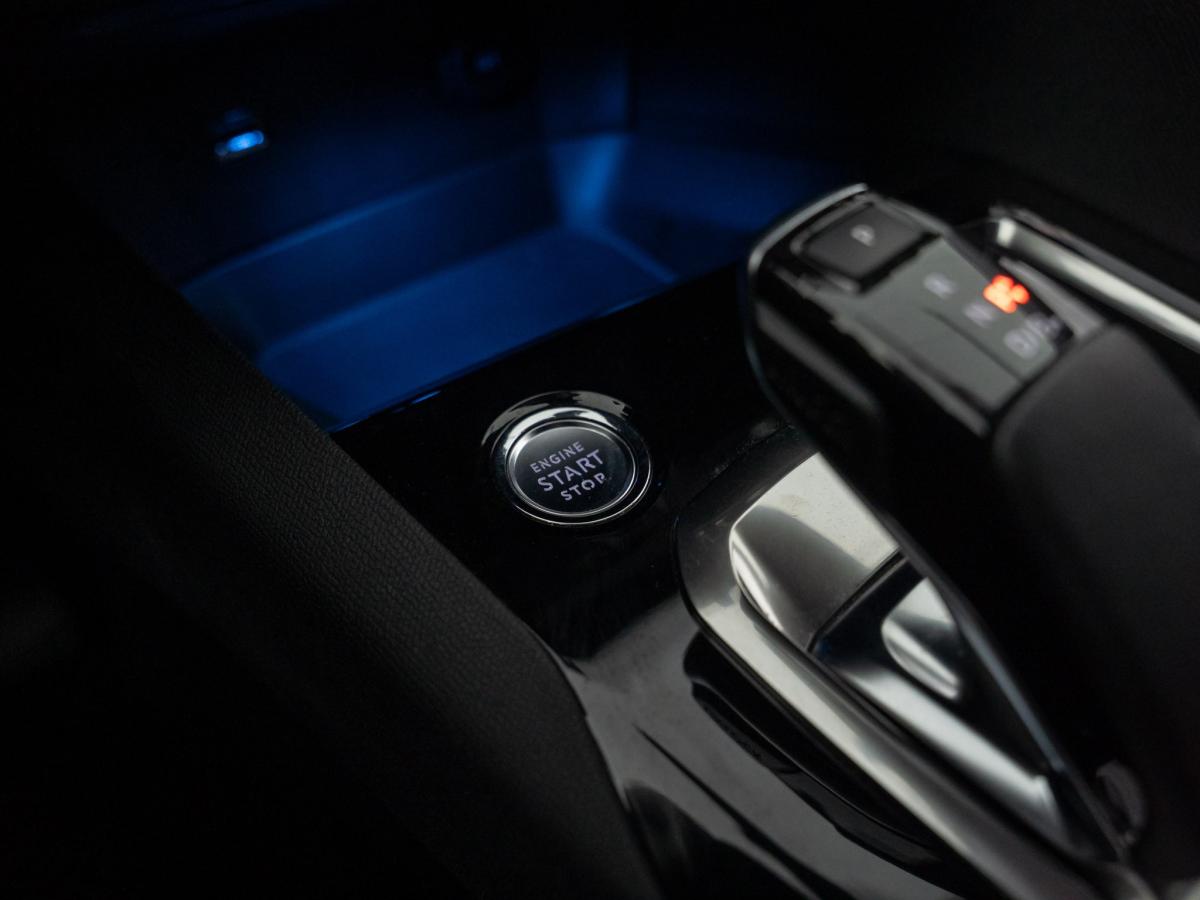 peugeot-3008-2021-hibrido-a-gasolina-1598cc