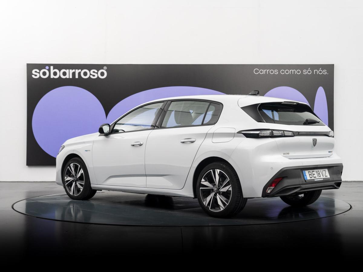 peugeot-308-2023-hibrido-a-gasolina-1598cc