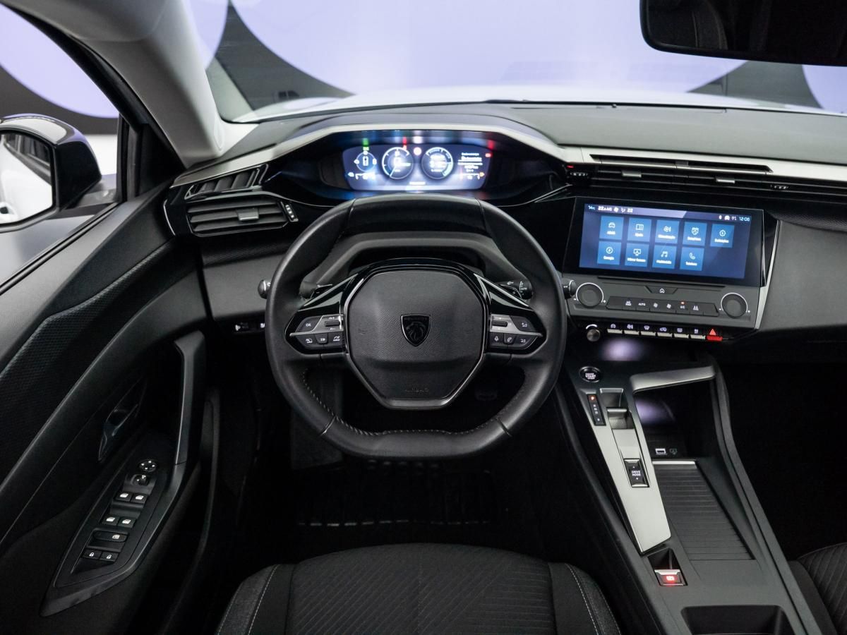 peugeot-308-2023-hibrido-a-gasolina-1598cc