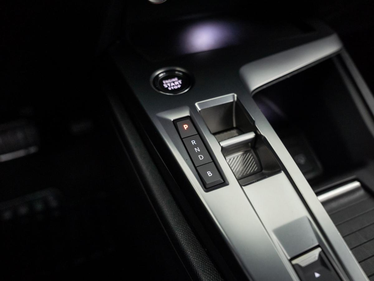 peugeot-308-2023-hibrido-a-gasolina-1598cc
