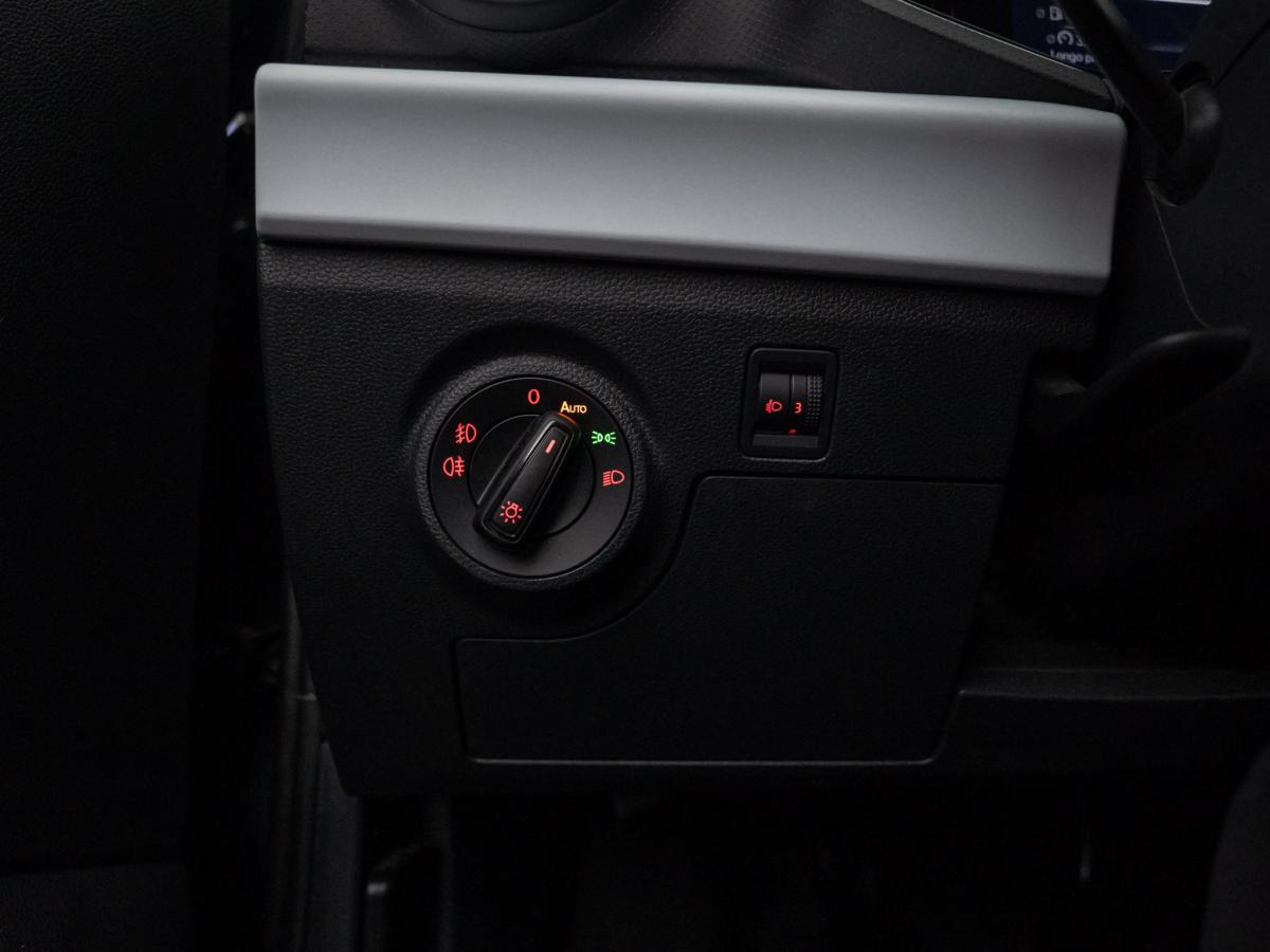 seat-ibiza-2023-gasolina-999cc