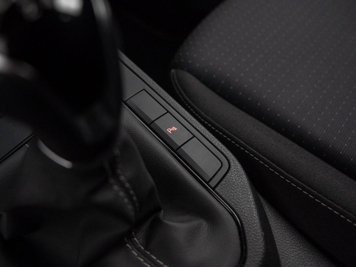 seat-ibiza-2023-gasolina-999cc