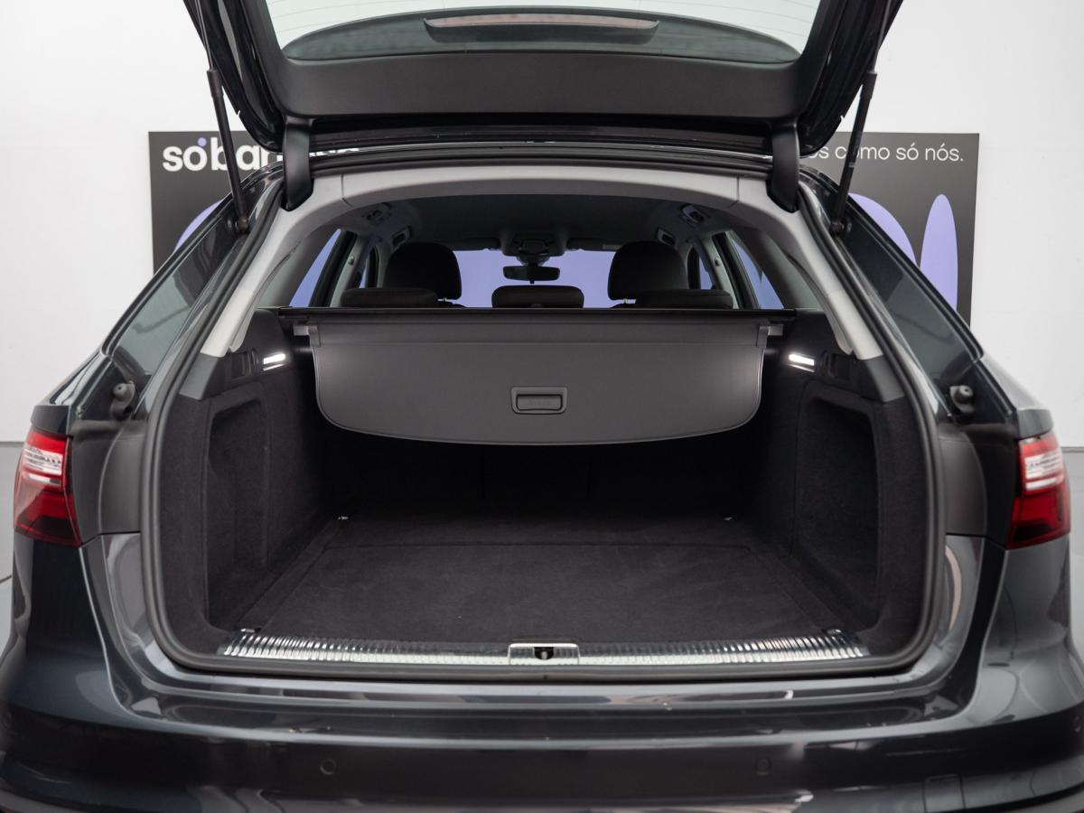audi-a4-avant-2022-diesel-1968cc