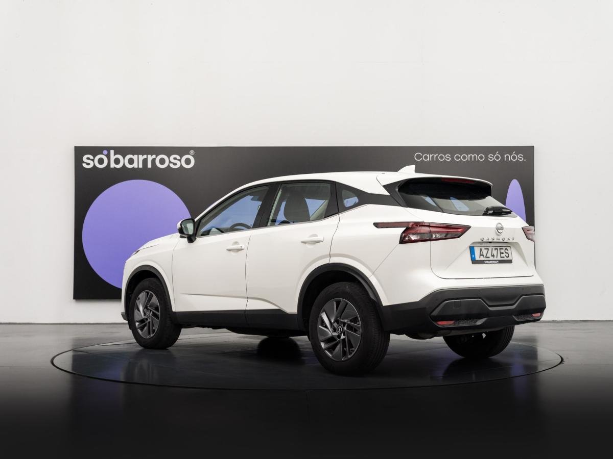 nissan-qashqai-2023-hibrido-a-gasolina-1332cc