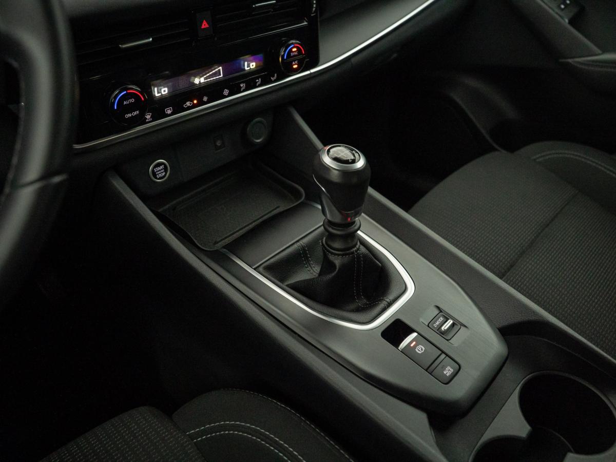 nissan-qashqai-2023-hibrido-a-gasolina-1332cc