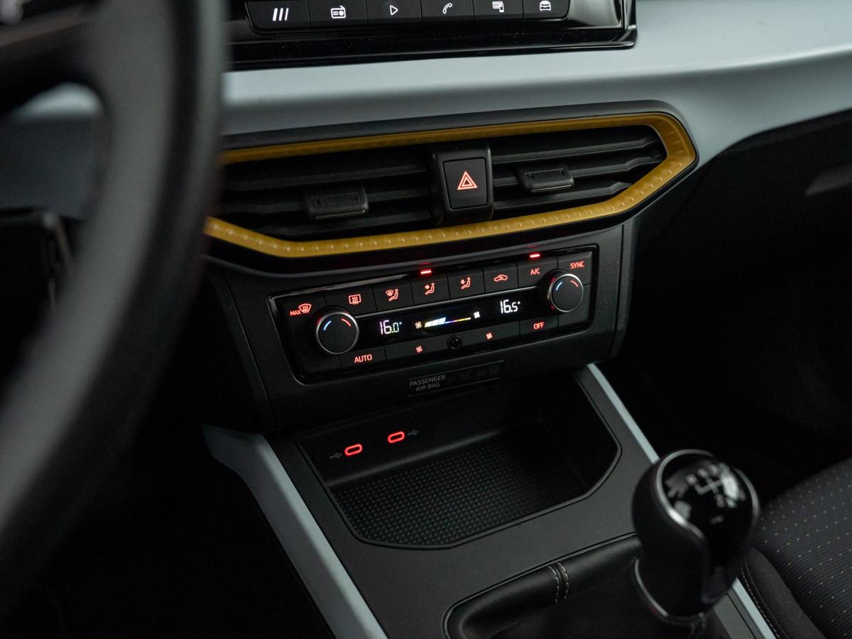 seat-arona-2024-gasolina-999cc