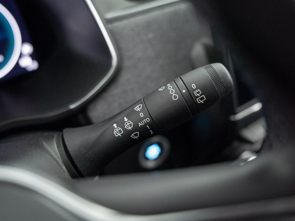 renault-zoe-2021-eletrico-500cc